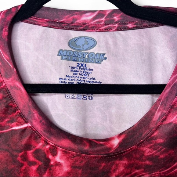 Mossy Oak Fishing Shirt 2XL Red Water Print Polyester Tee Outdoor - Picture 3 of 5